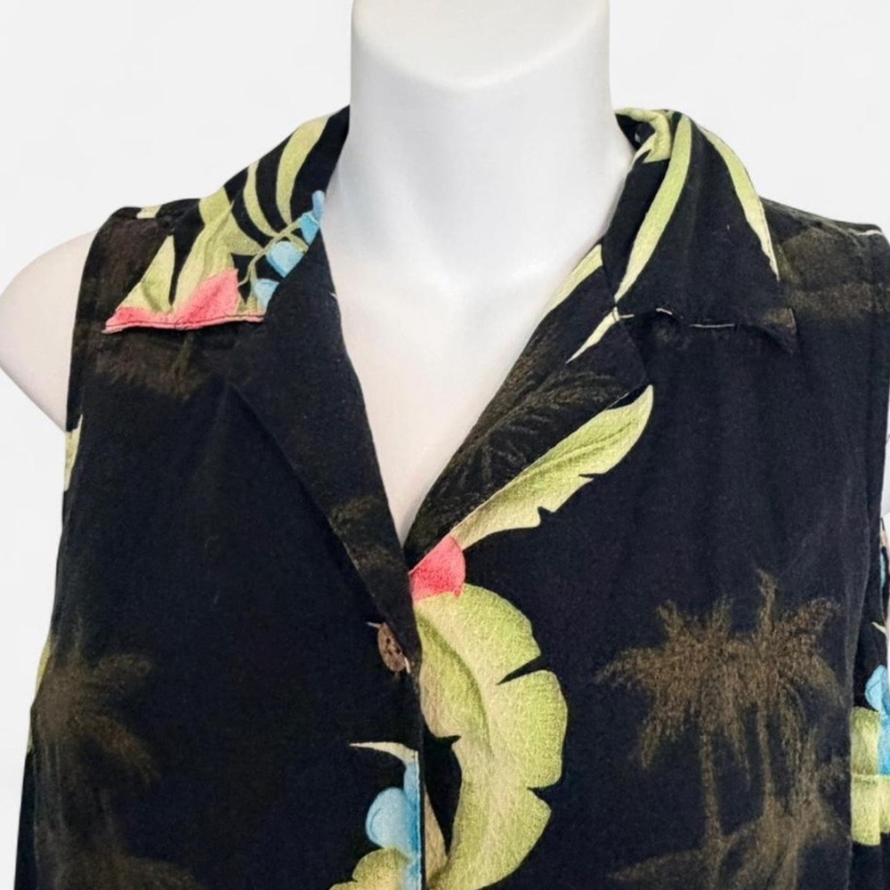 Bungalow Brand Women’s Black Hawaiian Button Up, Sleeveless, Size 8 - Picture 2 of 7